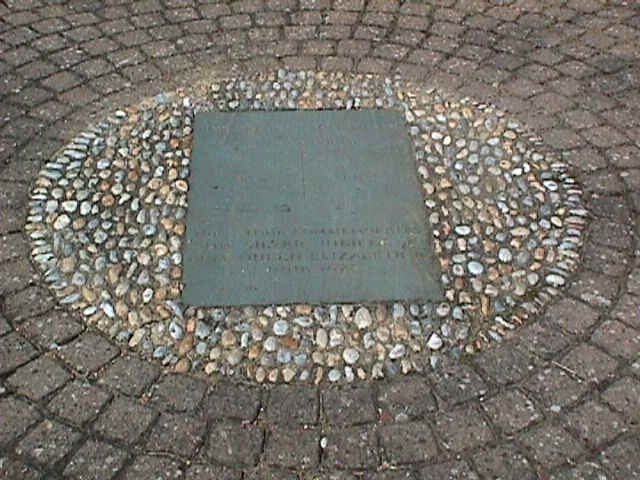 wpe3.jpg (48820 bytes)