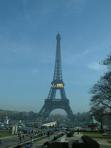Eiffel Tower on Valentines Day (14 February 1998)